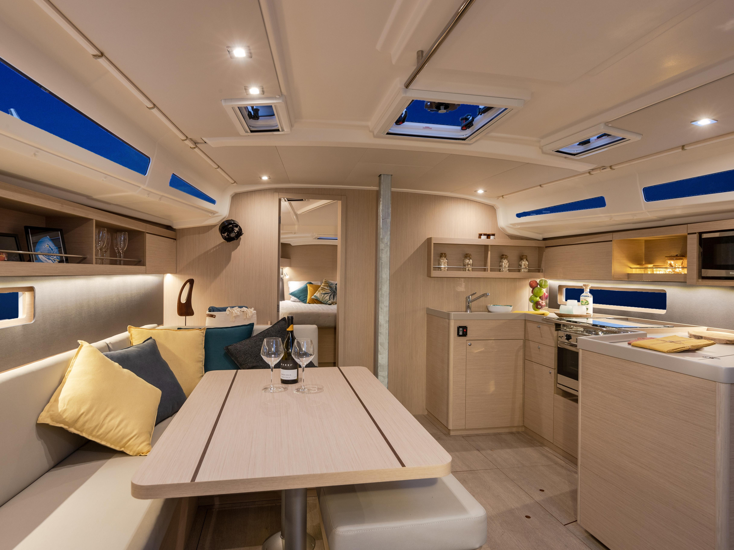 Photo #10 - Oceanis 40.1 () in Rodney Bay Marina - 18133
