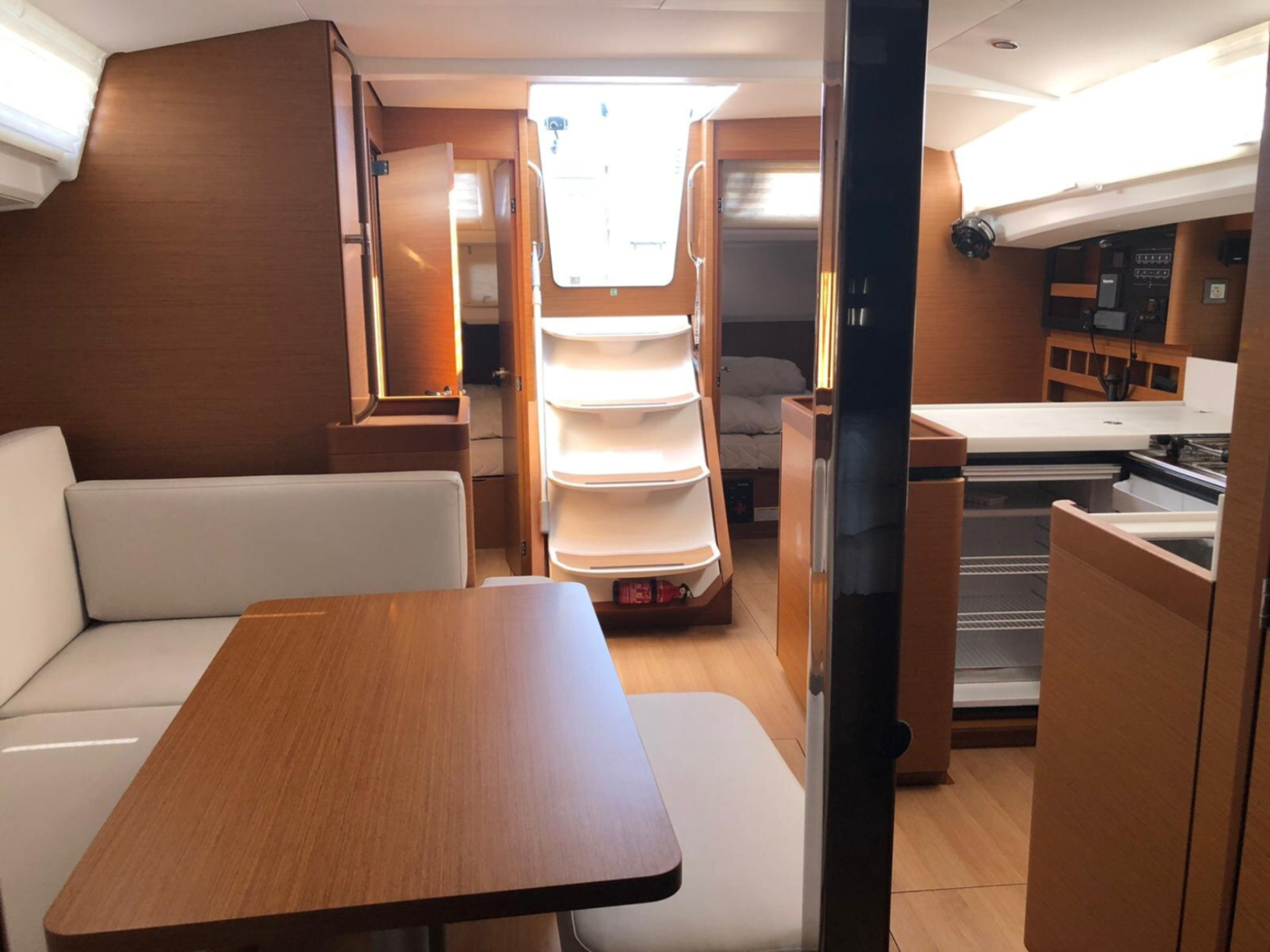 Photo #8 - Sun Odyssey 440 (Obi Wan Kenobi) in Rom - 20110