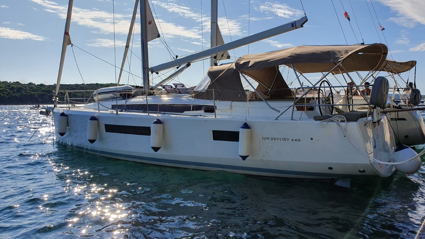 Photo #5 - Sun Odyssey 440 (XOXO) in Pomer - 12549