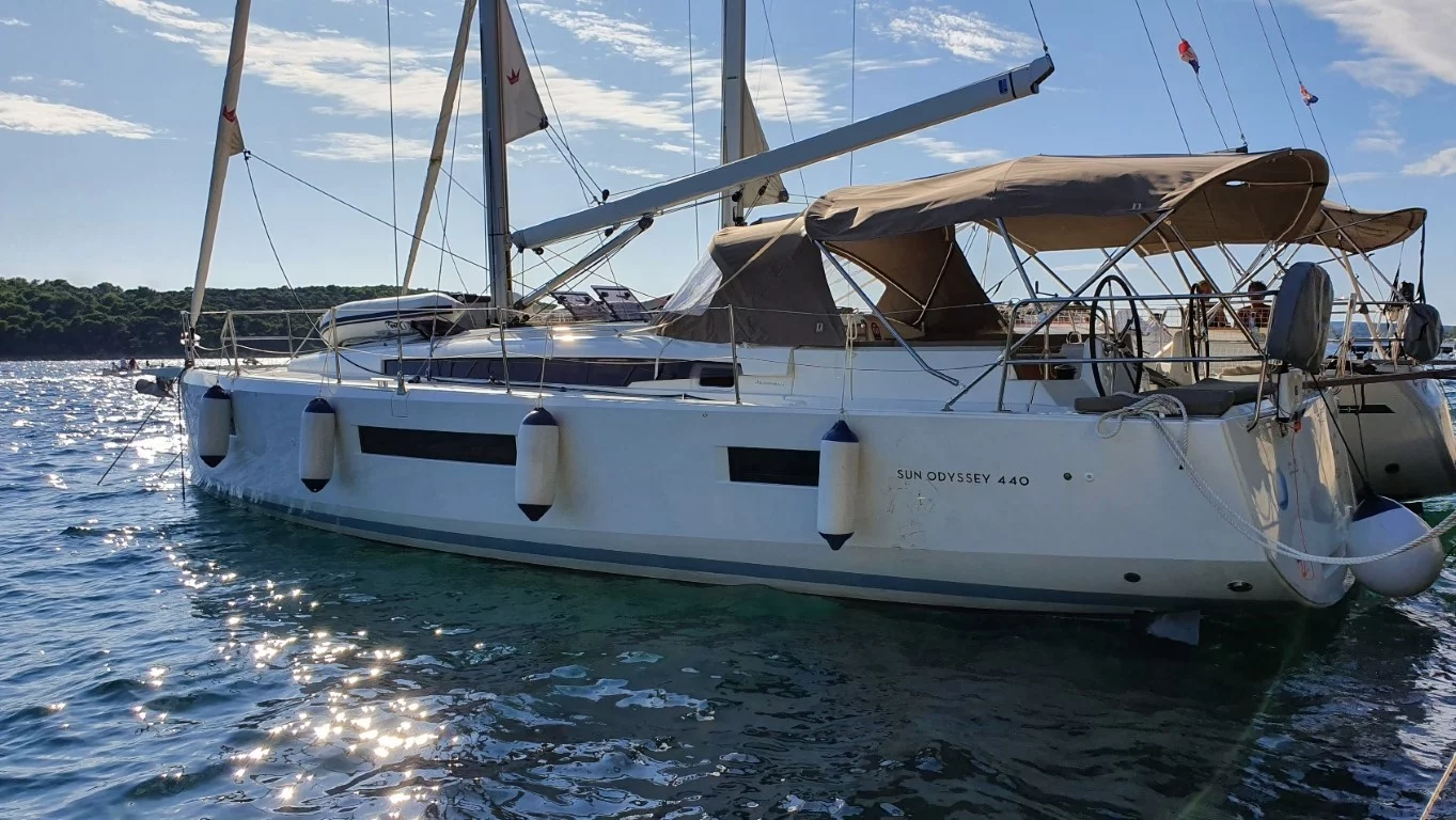 Sun Odyssey 440 (XOXO)  - 4