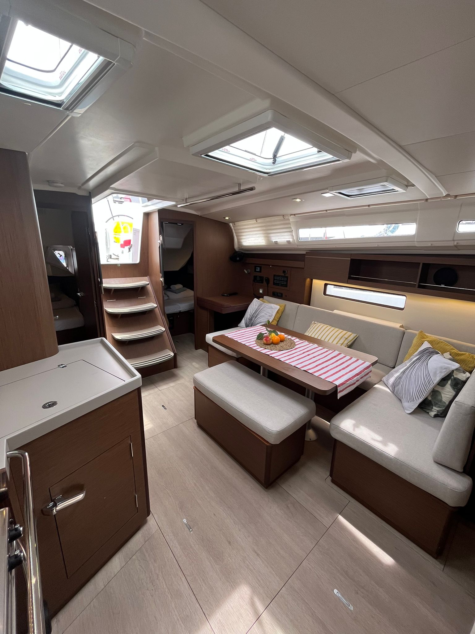 Photo #2 - Oceanis 40.1 (KOBE) en Pomer - 20440