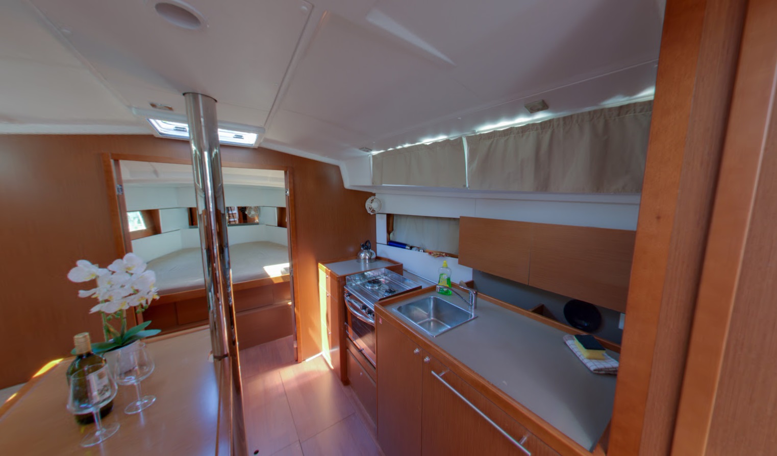 Photo #6 - Oceanis 38.1 (LUCE) in Dubrovnik - 8708