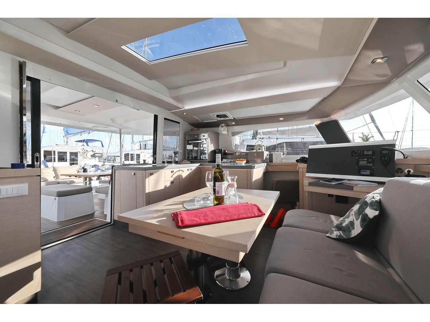 Photo #9 - Astréa 42 (OCEAN RUNNER) in Trogir - 10531