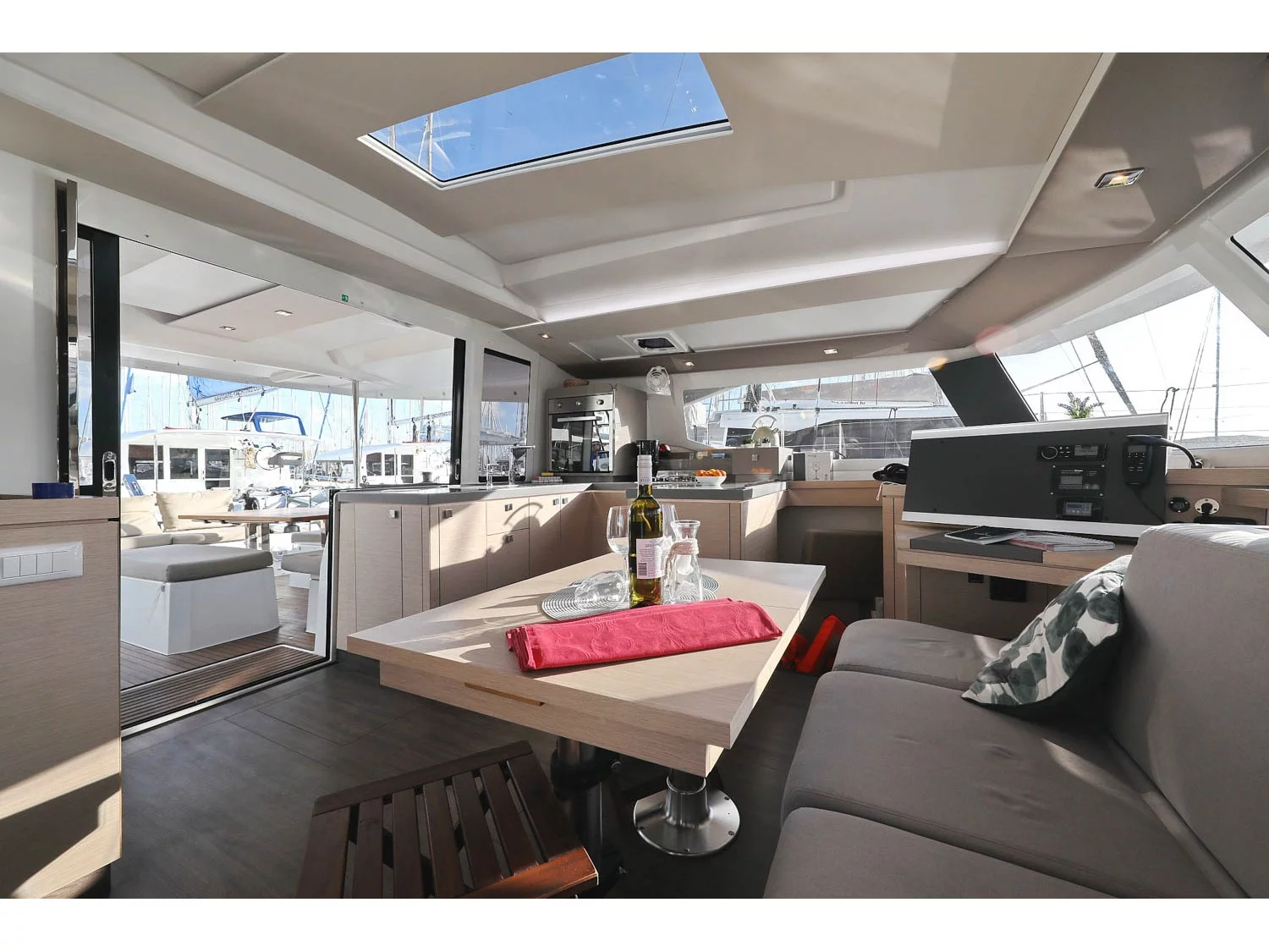 Astréa 42 (OCEAN RUNNER) Interior image - 8