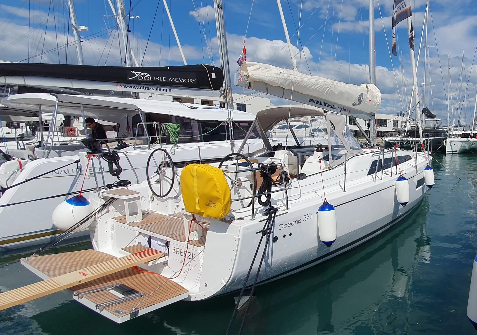 Oceanis 37.1 (BREEZE)  - 7