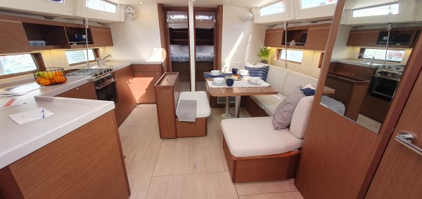Photo #8 - Oceanis 46.1 - 5 cab (DOMMIE) in Split - 20382