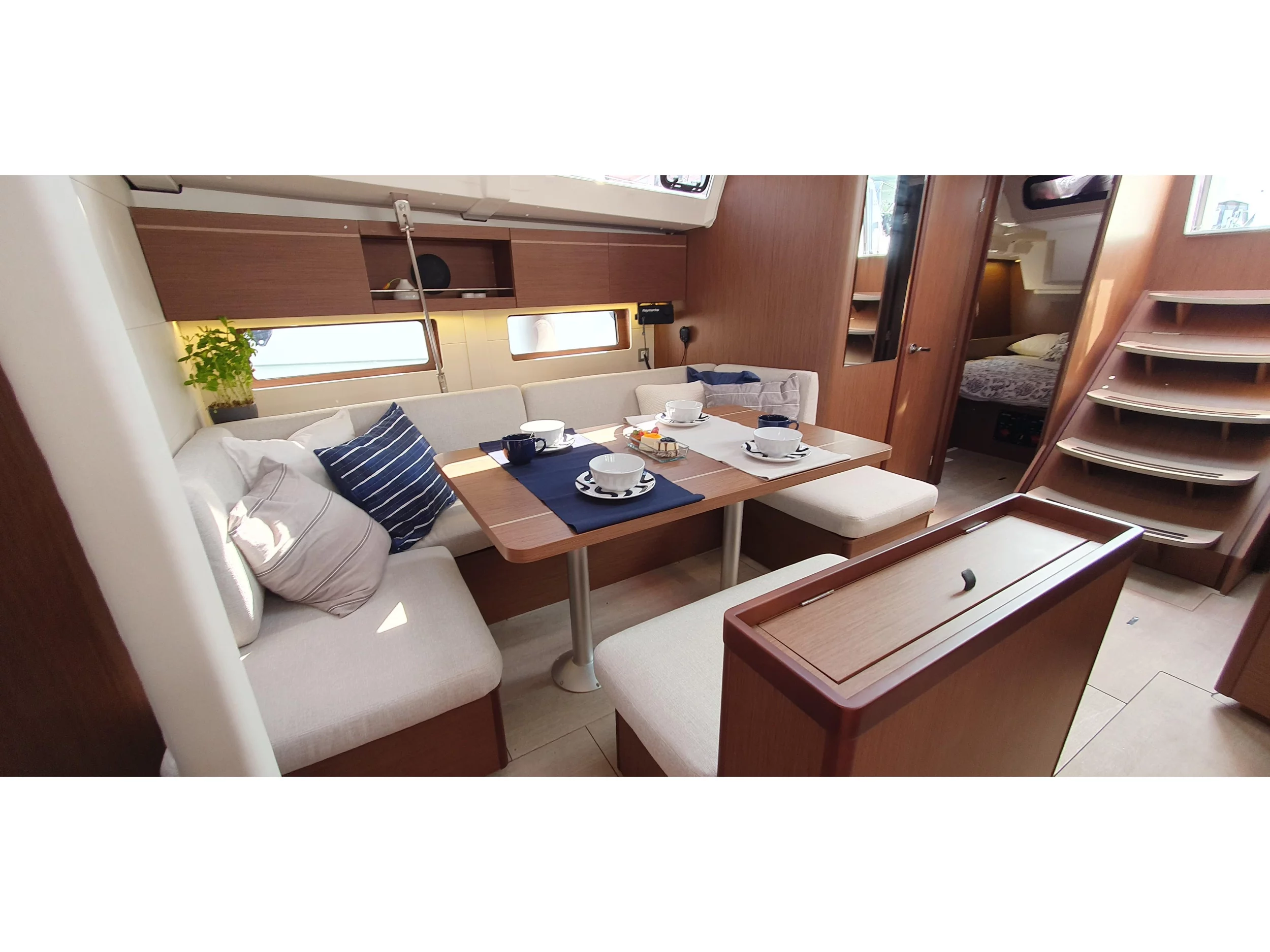 Oceanis 46.1 - 5 cab (DOMMIE) Interior image - 26