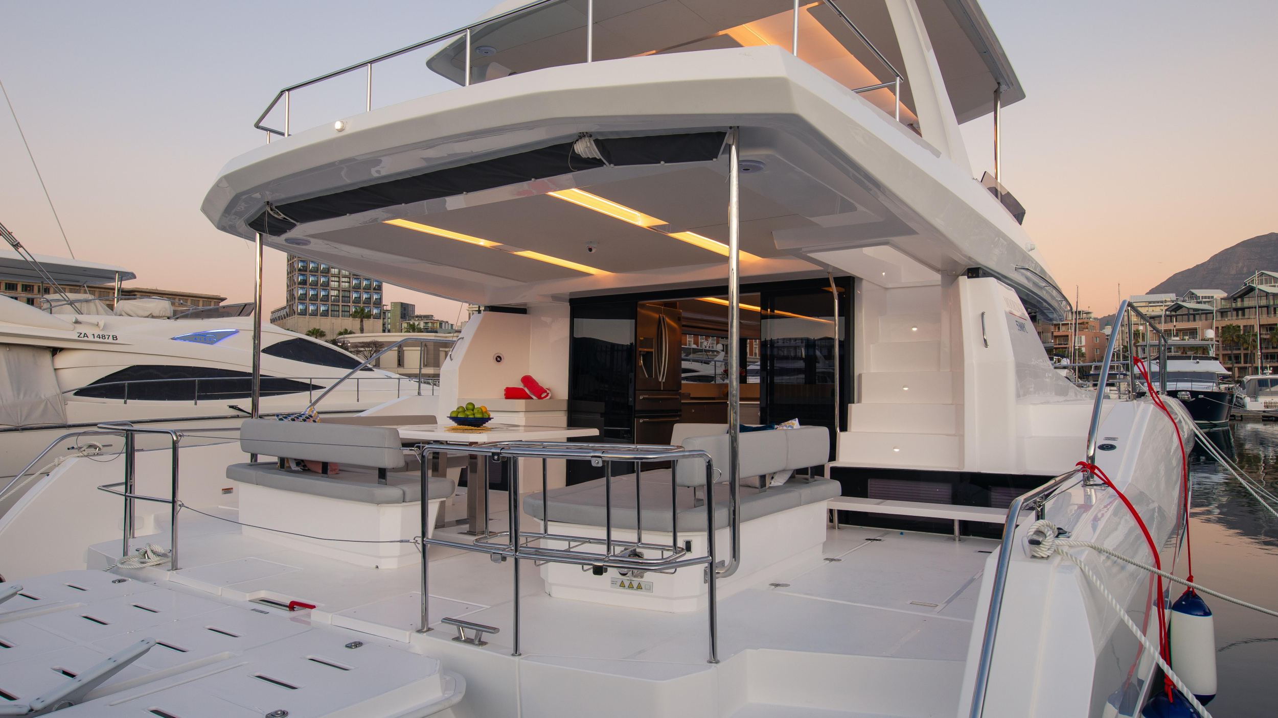 Photo #17 - Leopard 53 PC () en Marsh Harbour - 13327