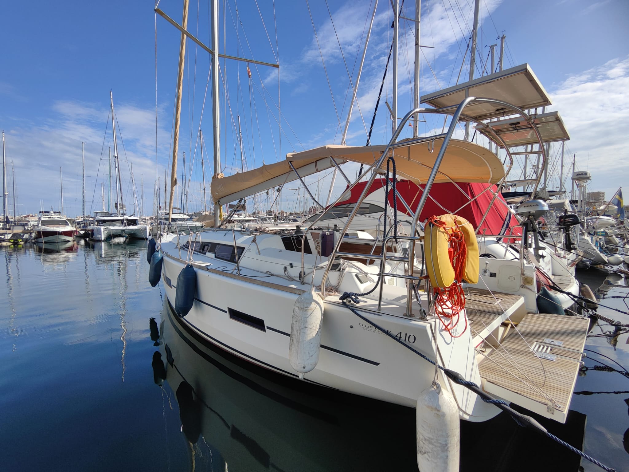 Photo #20 - Dufour 410 Grand Large (Keylam) in Ayamonte - 21769