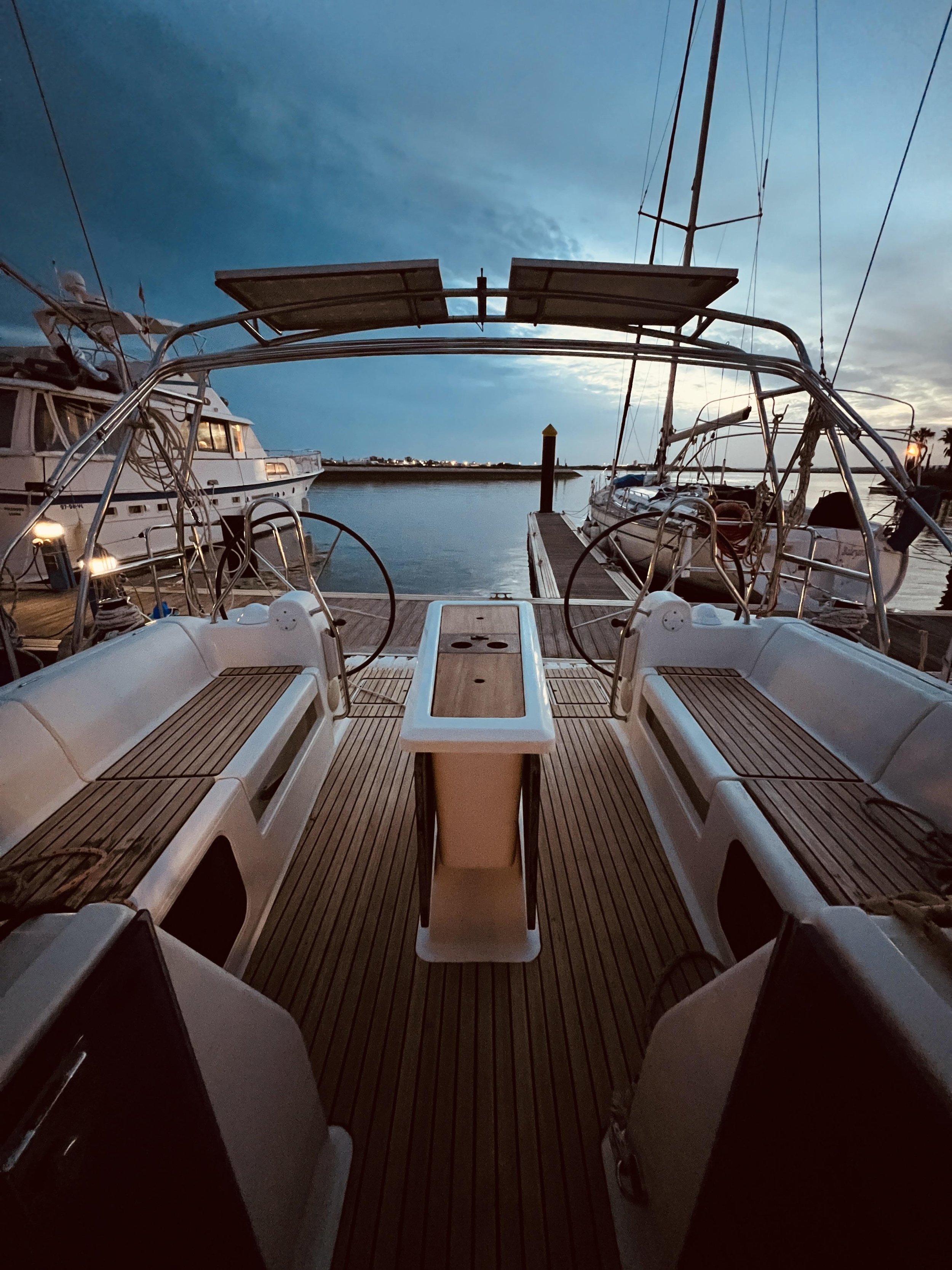 Photo #16 - Dufour 410 Grand Large (Keylam) in Ayamonte - 21769