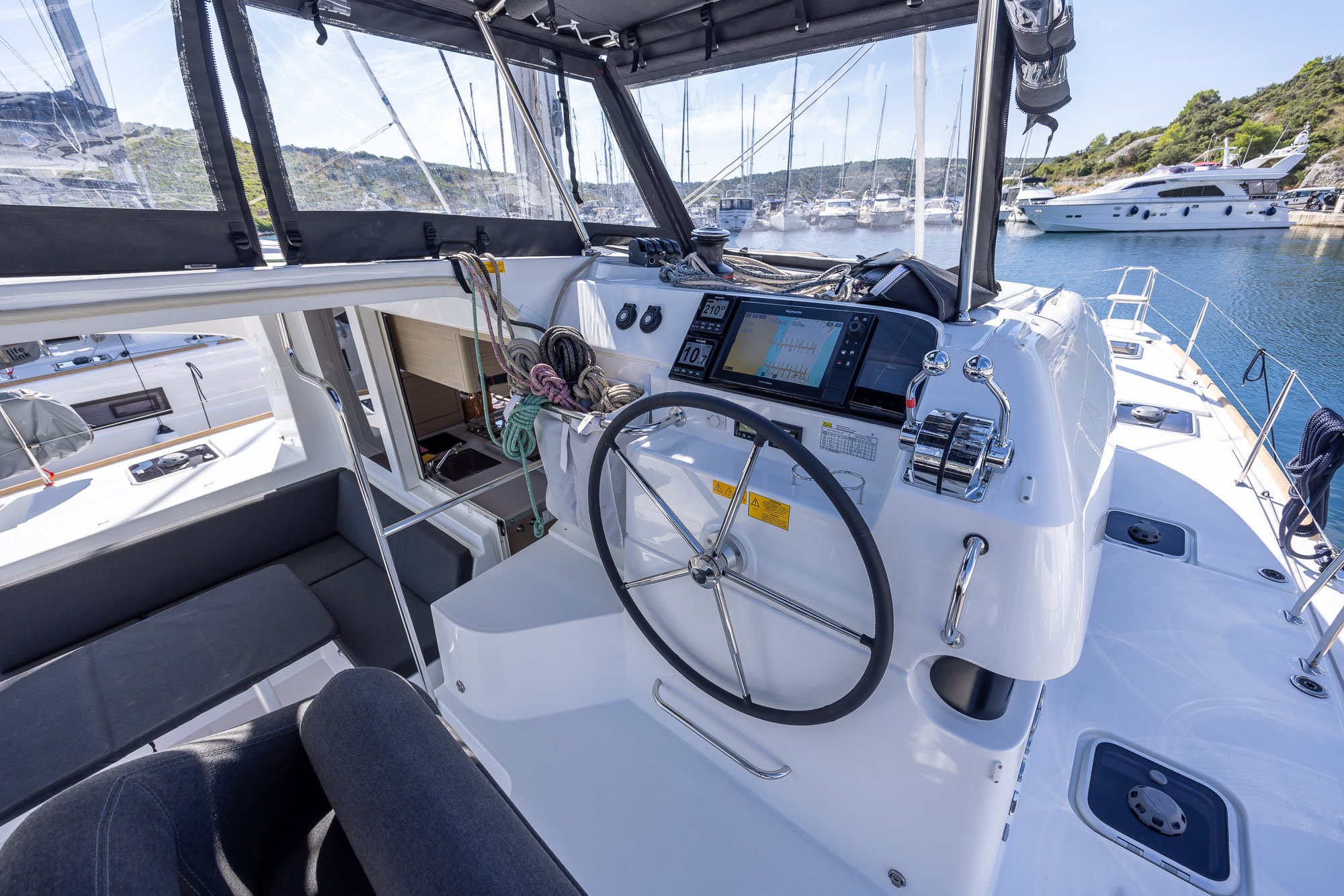 Photo #12 - Lagoon 40 (Beluga) in Primosten - 21827