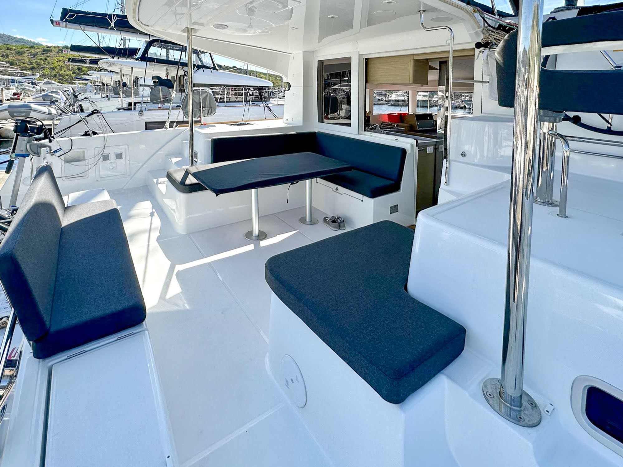 Photo #8 - Lagoon 40 (Abalone) en Primosten - 21828