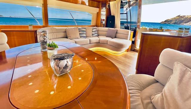 Azimut 58 (Azimut)  - 13