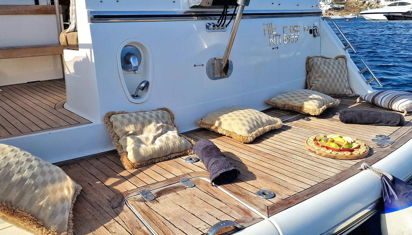 Photo #9 - Fairline Phantom 43ft (Fairline) en Mykonos - 12569