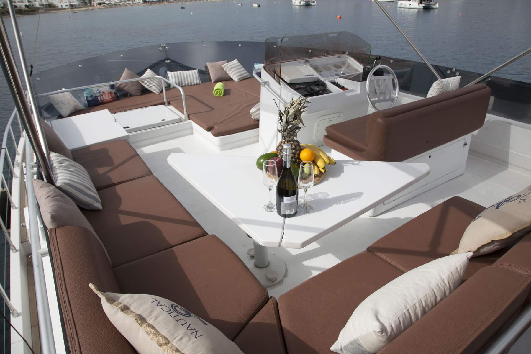 Photo #17 - Ferretti 58/64ft (Ferretti) en Mykonos - 12523
