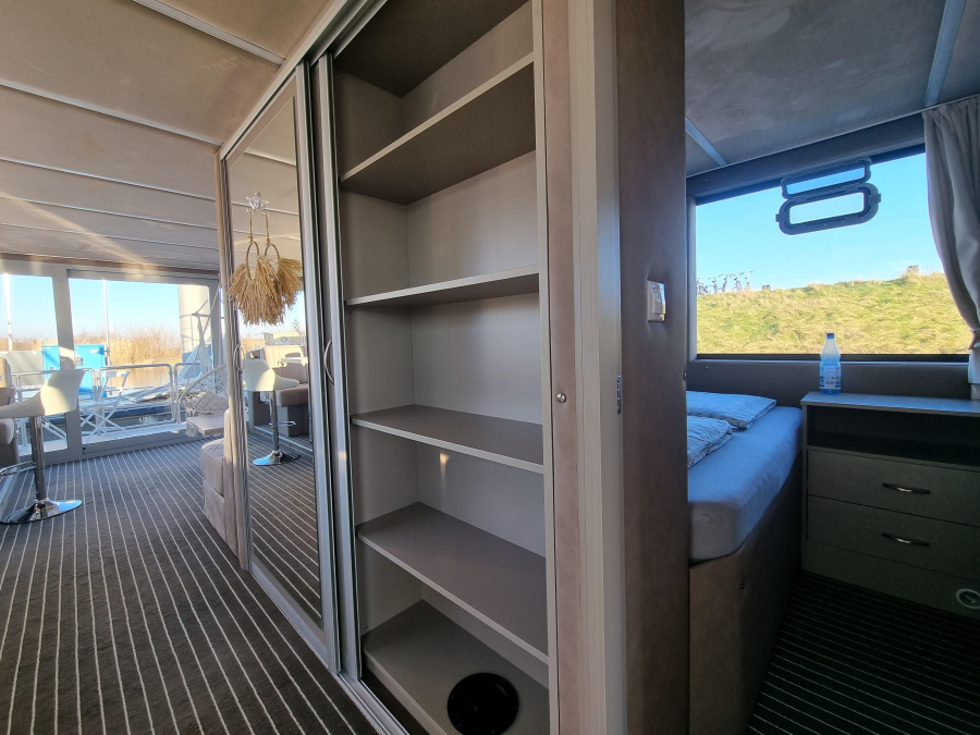 Photo #8 - Houseboat (Luxboot) (Paris) en Kinrooi - 21888