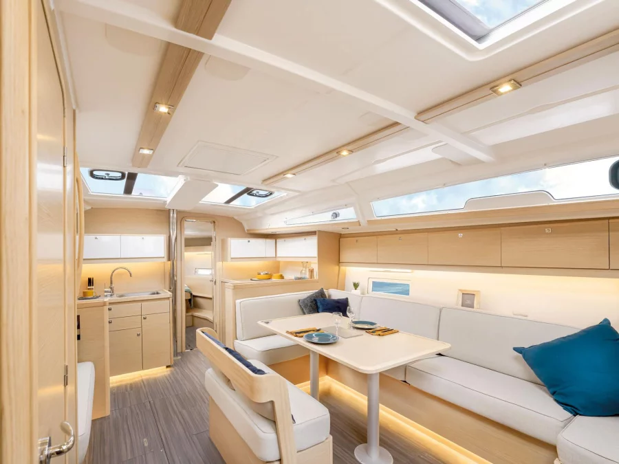 Dufour 430 Grand Large (Nima 11) Interior image - 1