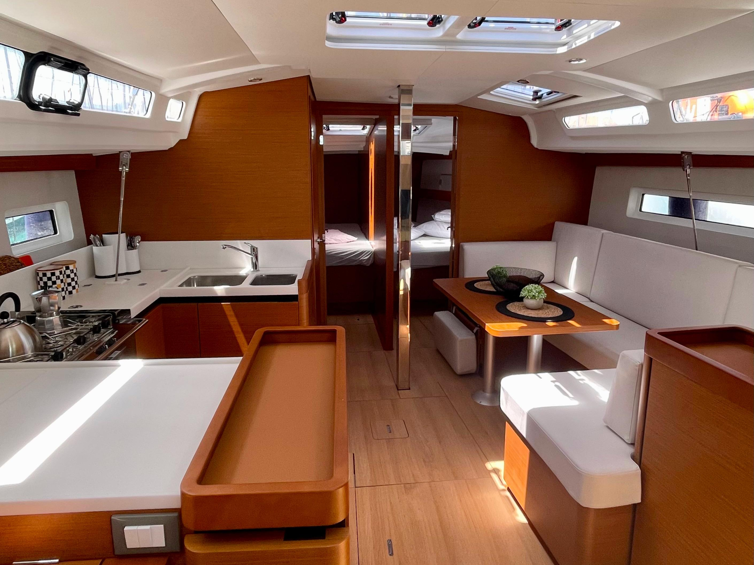 Photo #2 - Sun Odyssey 440 (Ecstasea) in Lefkada - 21361