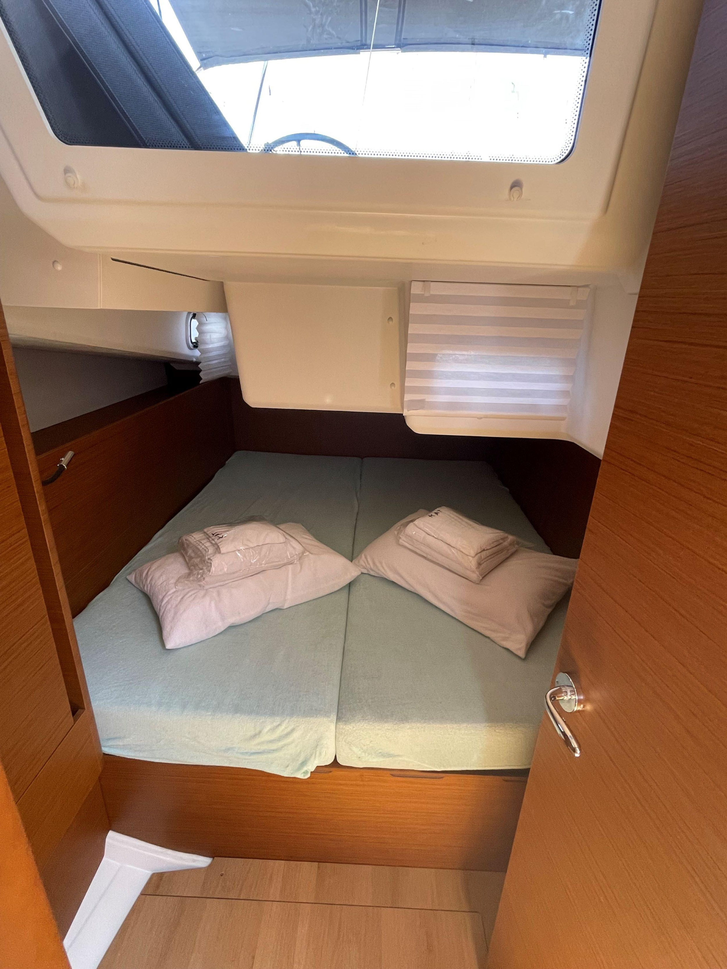 Photo #3 - Sun Odyssey 440 (Ecstasea) in Lefkada - 21361