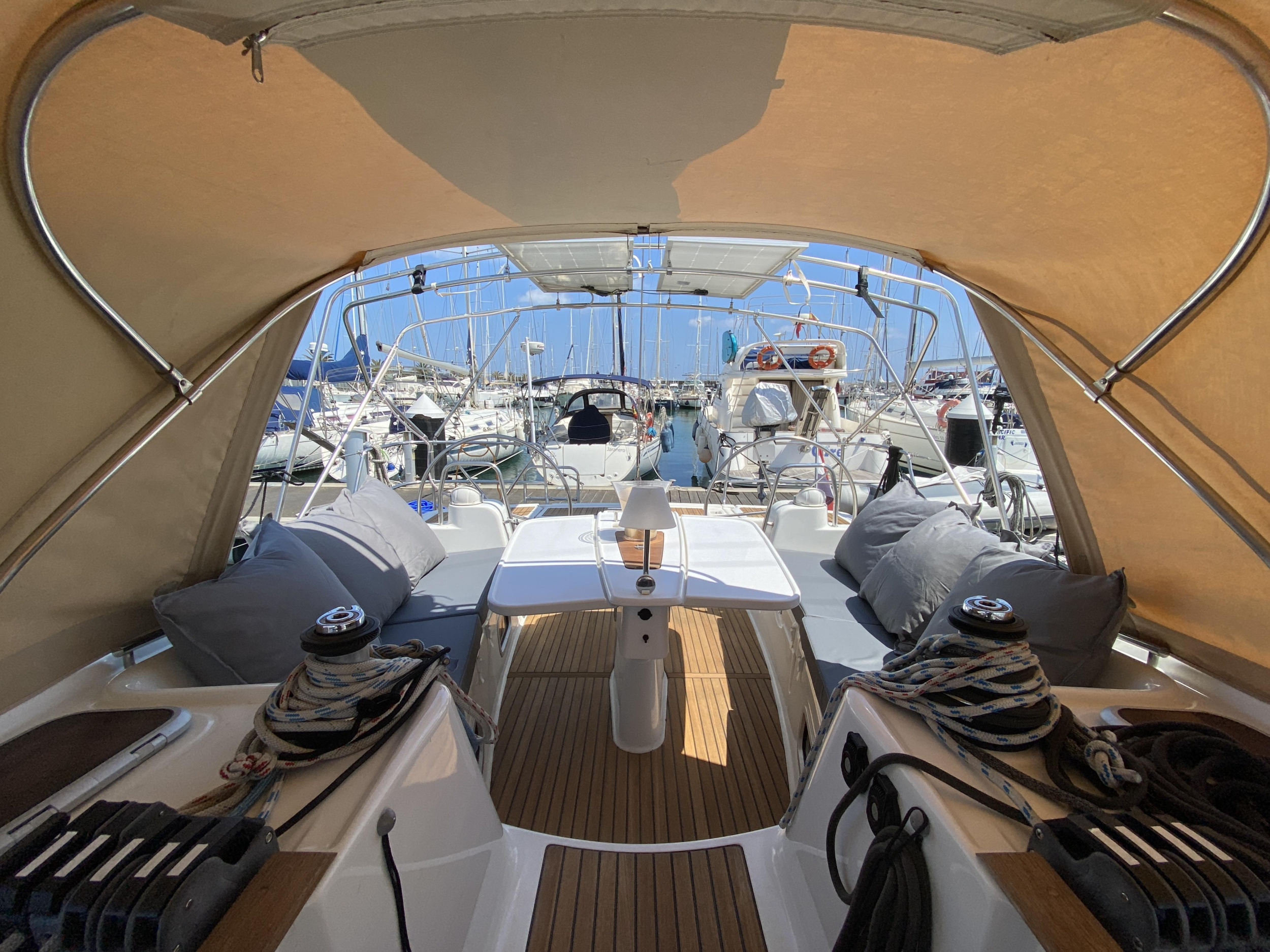 Photo #38 - Oceanis 46 (Oqre) in Valencia - 21892
