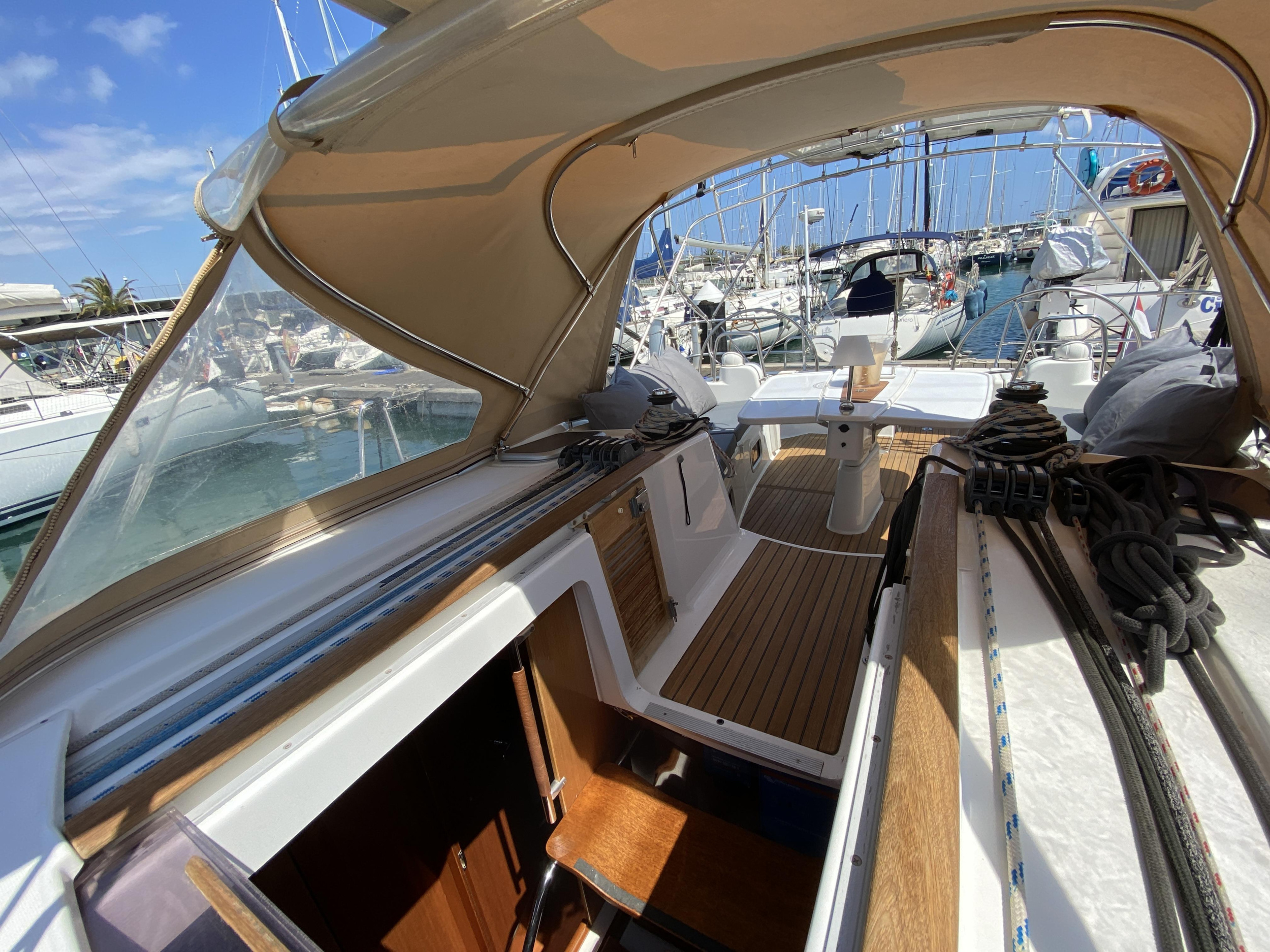 Photo #27 - Oceanis 46 (Oqre) in Valencia - 21892