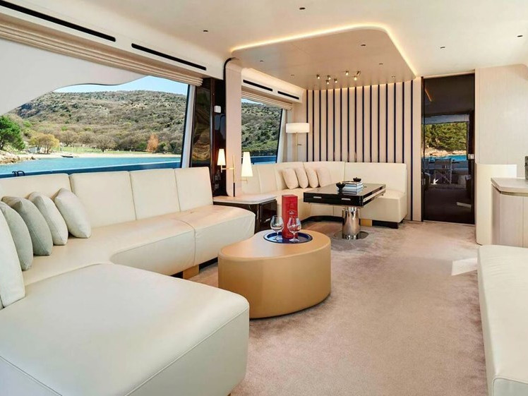 Photo #12 - Azimut 78 Fly (OMR GROUP) in Podstrana - 21900