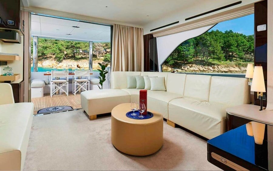 Photo #13 - Azimut 78 Fly (OMR GROUP) in Podstrana - 21900