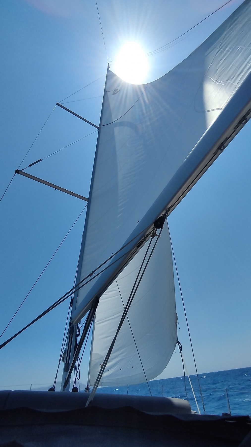Photo #5 - Oceanis 46.1 (Omerta) en Santorin - 21886