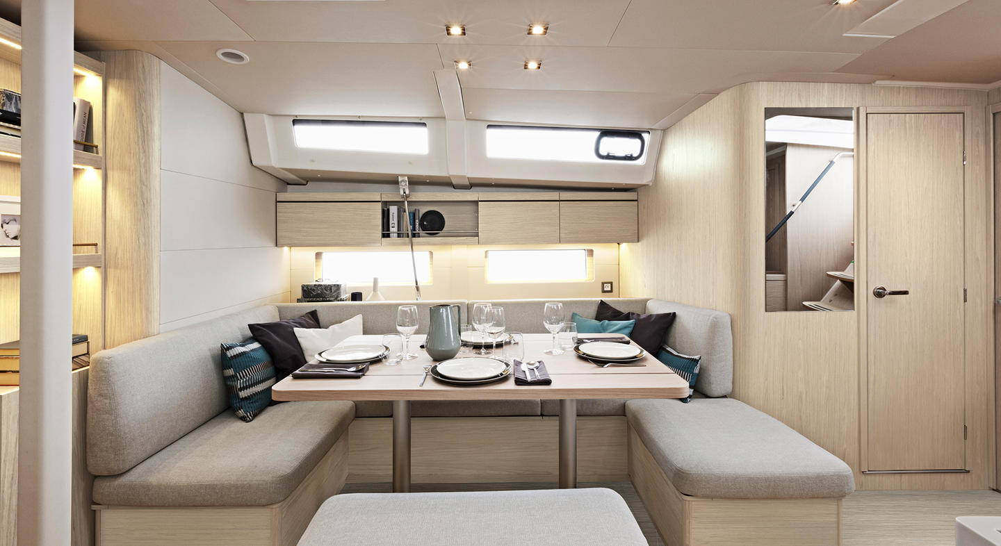 Photo #12 - Oceanis 46.1 (Omerta) en Santorin - 21886