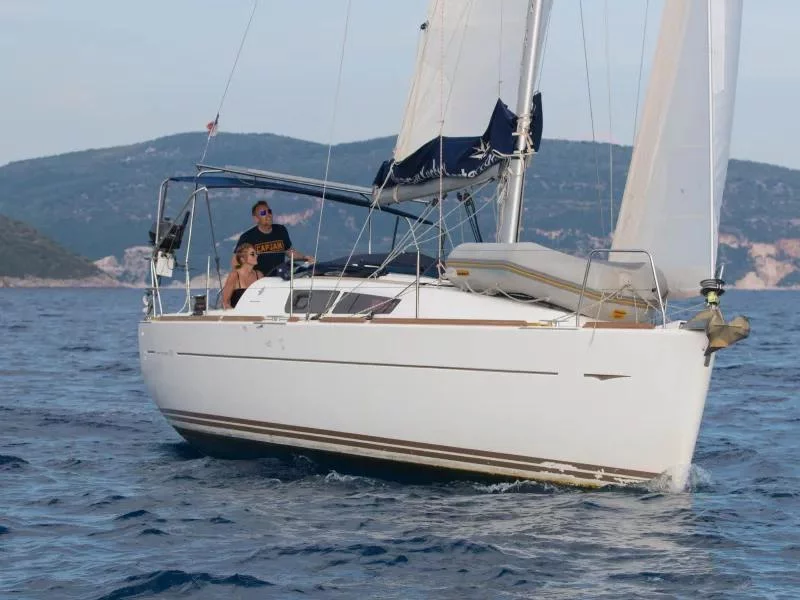 Sun Odyssey 33i (Eleni) Main image - 0