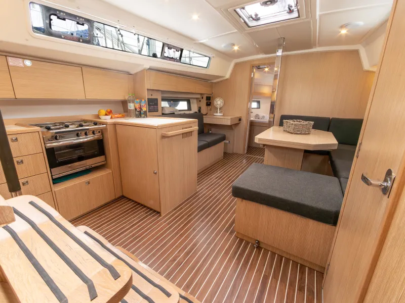 Photo #2 - Bavaria C42 (Bluestone) in Poros - 20396
