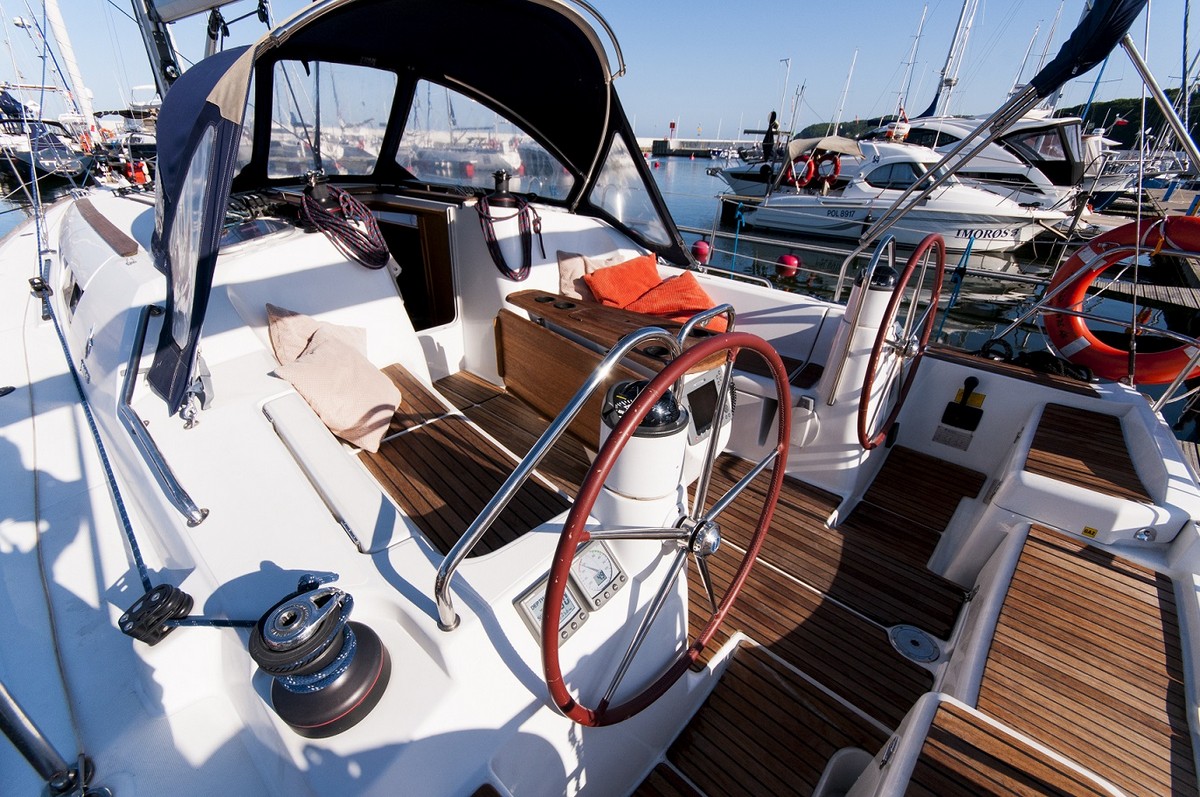 Photo #4 - Sun Odyssey 39i (Juna) in Danzig - 21937