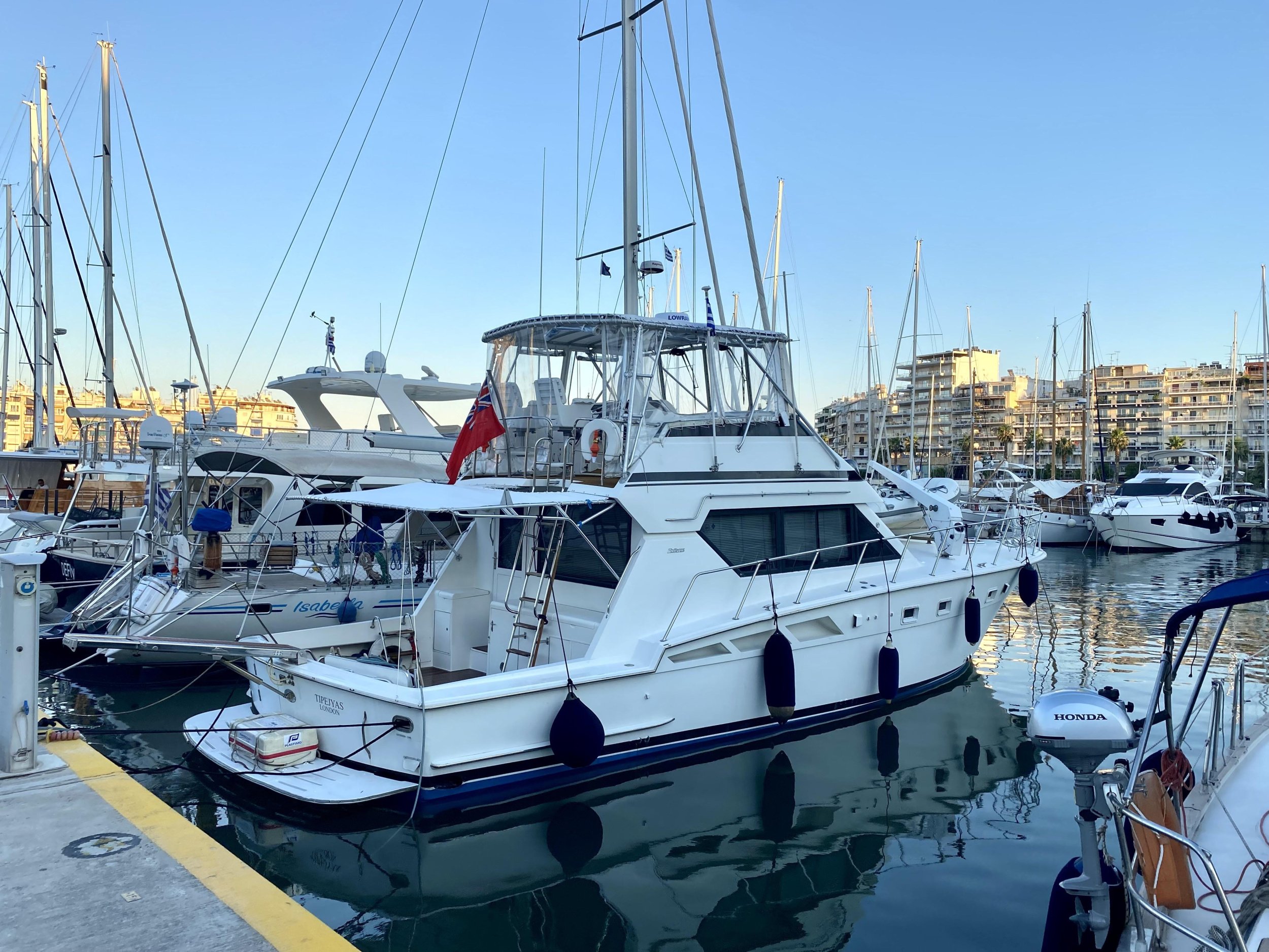 Photo #9 - Hatteras 50 Convertible (Tipejyas) en Elliniko - 21985