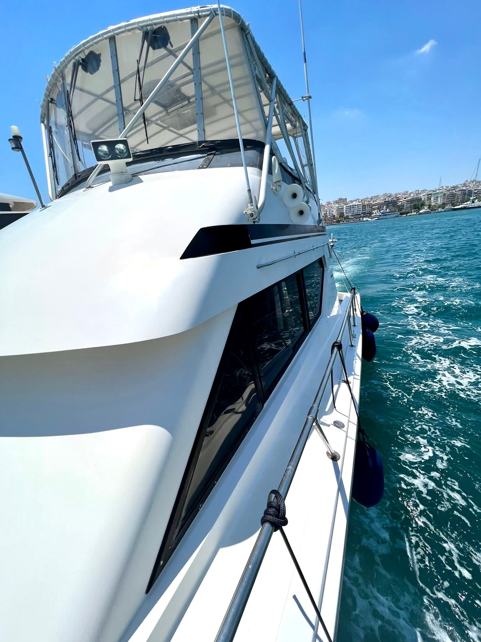 Photo #4 - Hatteras 50 Convertible (Tipejyas) en Elliniko - 21985