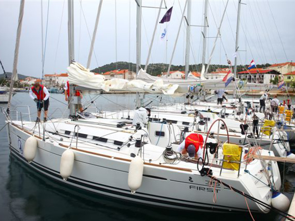 Photo #9 - First 35 (Gemini) en Murter - 22004