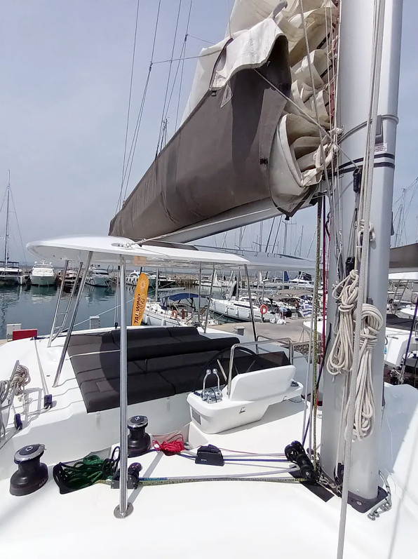 Photo #5 - Lagoon 50 (Icarus) in Atene - 15841
