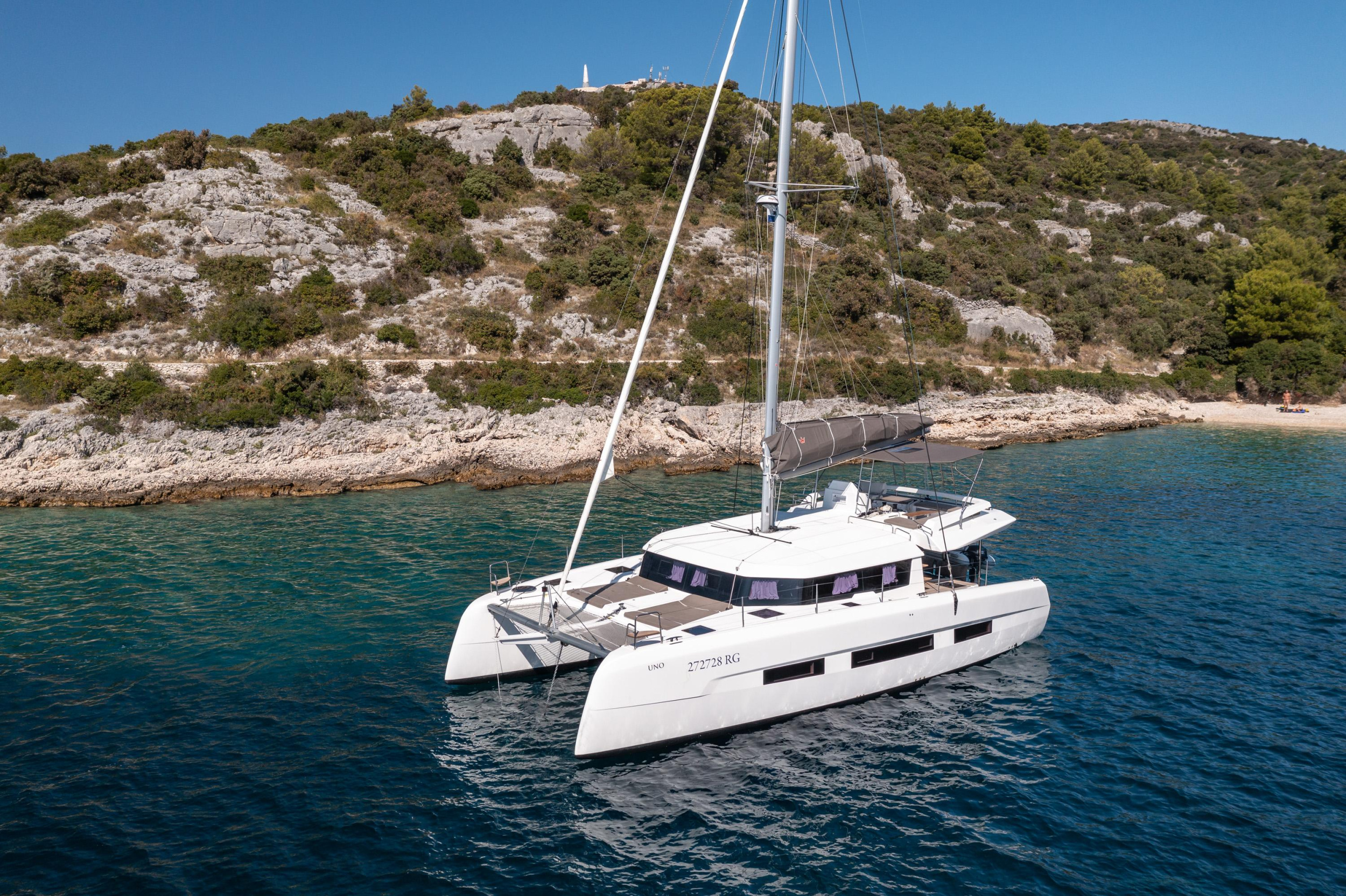 Photo #17 - Dufour 48 Catamaran (CAT) en Primosten - 22045