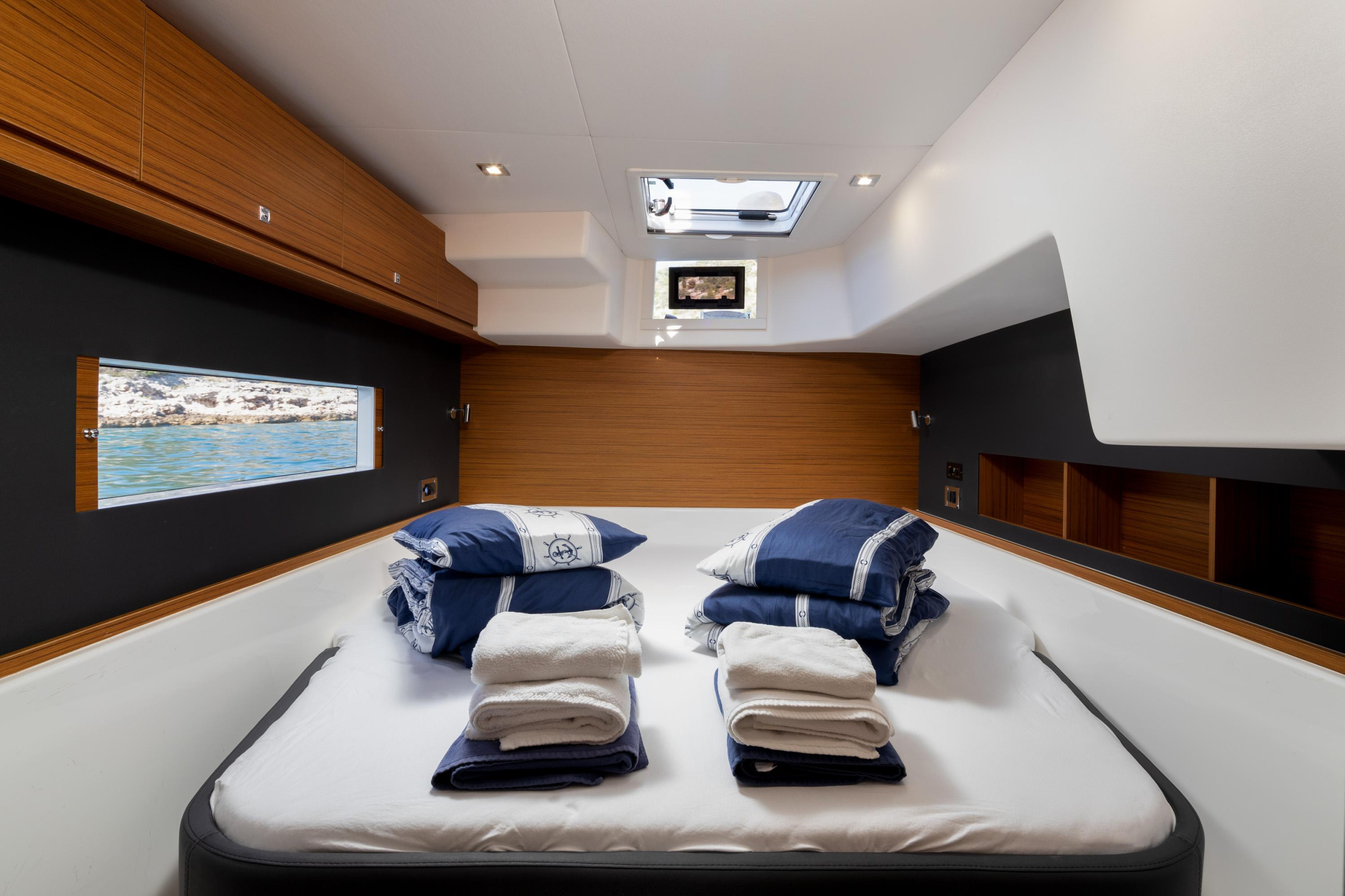 Photo #8 - Dufour 48 Catamaran (CAT) en Primosten - 22045