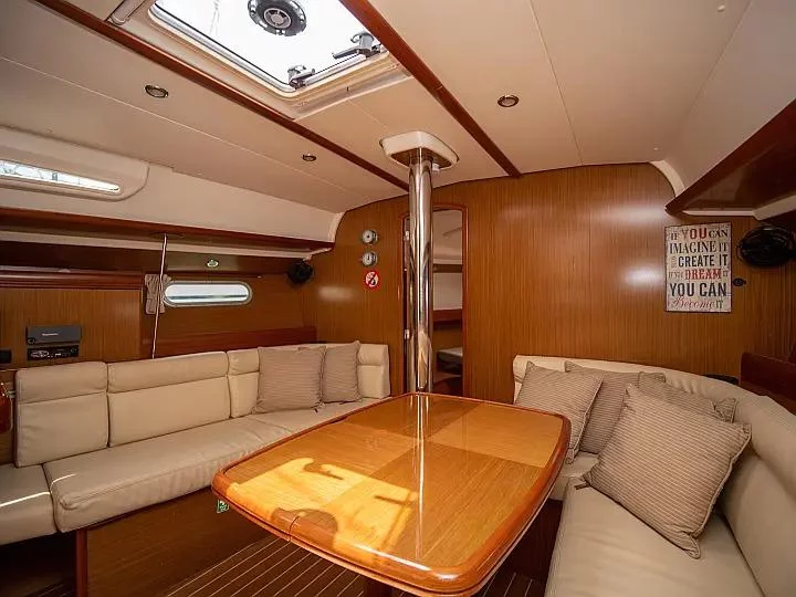 Sun Odyssey 42 i (Mila)  - 12