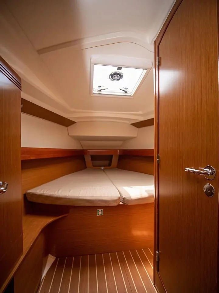 Sun Odyssey 42 i (Mila)  - 14