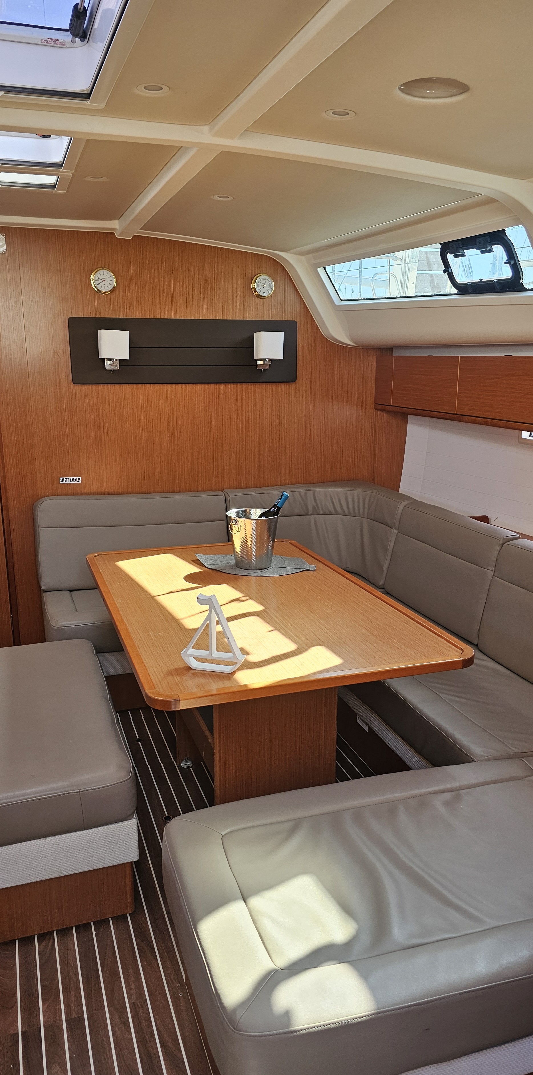 Photo #30 - Bavaria 51 Cruiser (Soleado) en Nea Peramos - 17553