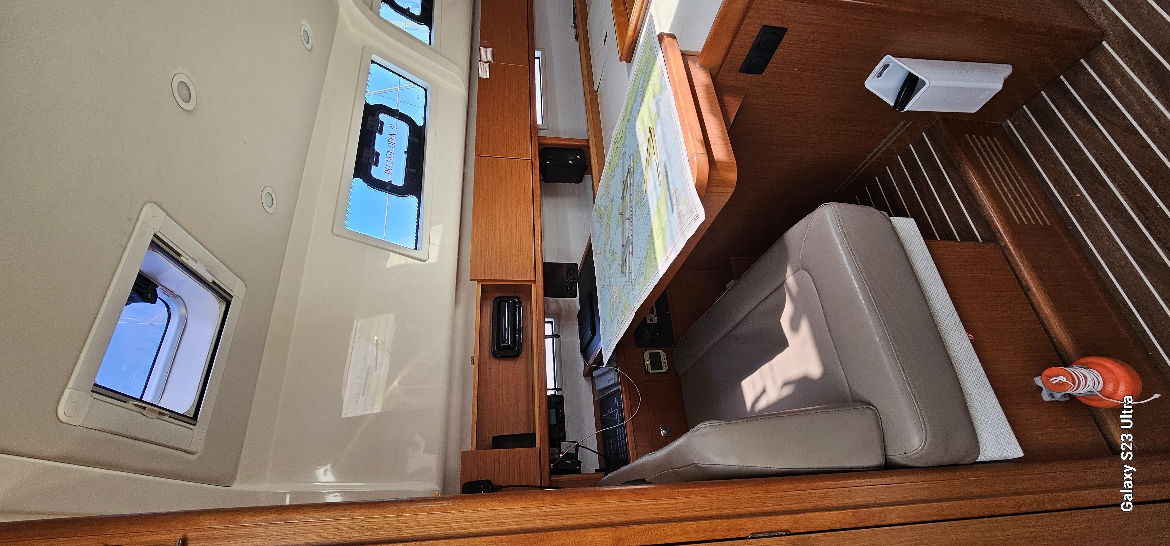 Photo #5 - Bavaria 51 Cruiser (Soleado) en Nea Peramos - 17553