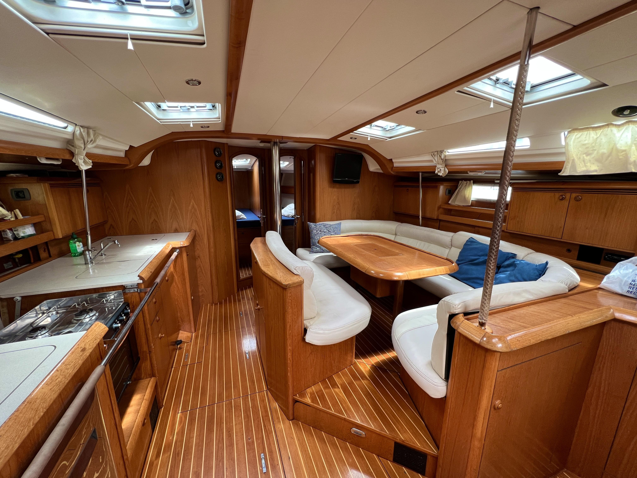 Photo #16 - Sun Odyssey 49 Performance (Vivanita) en Port Grimaud Sam - 20354