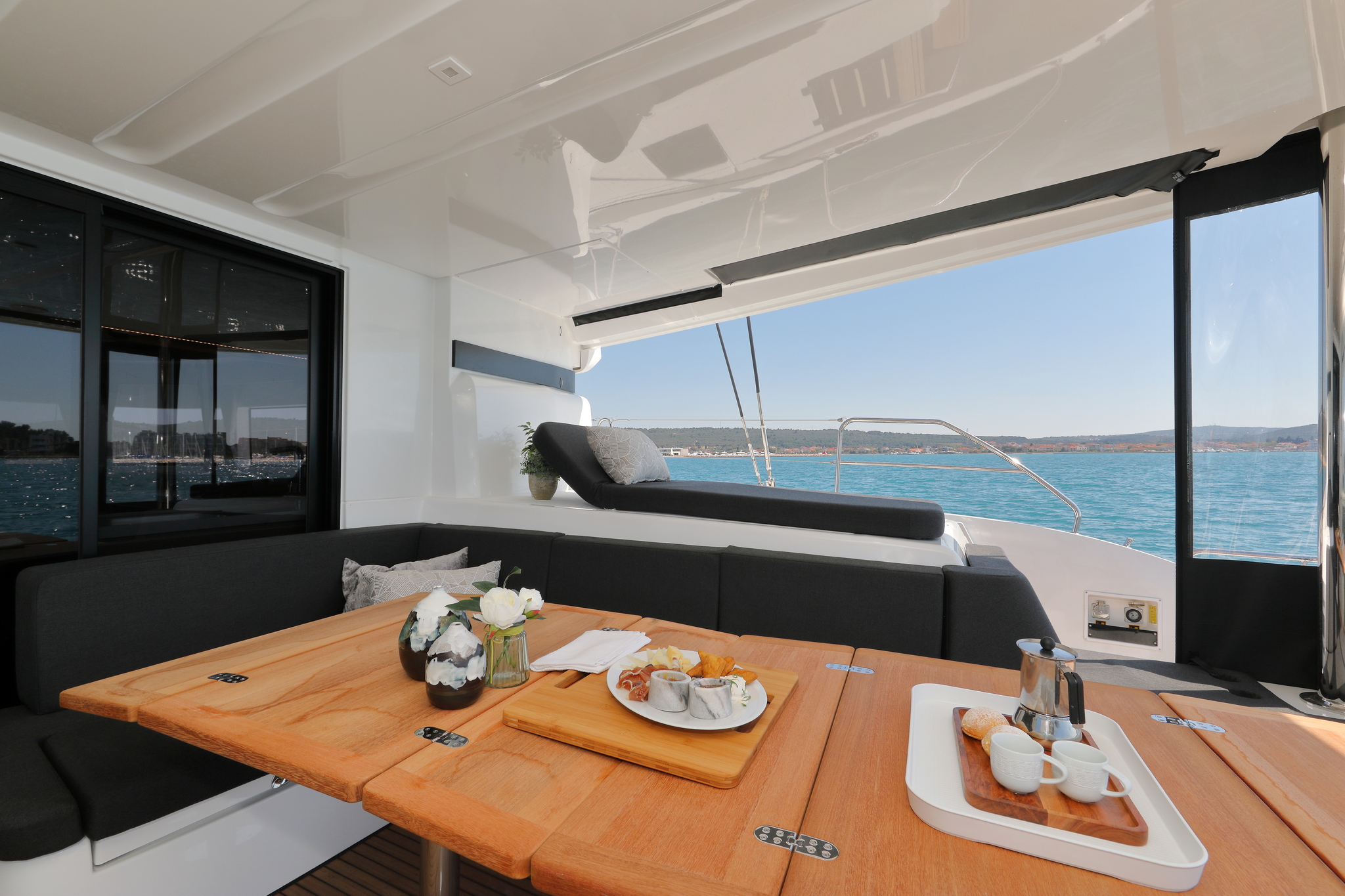 Photo #99 - Lagoon 55 (CHAMPAGNE PLEASE) in Split - 13421