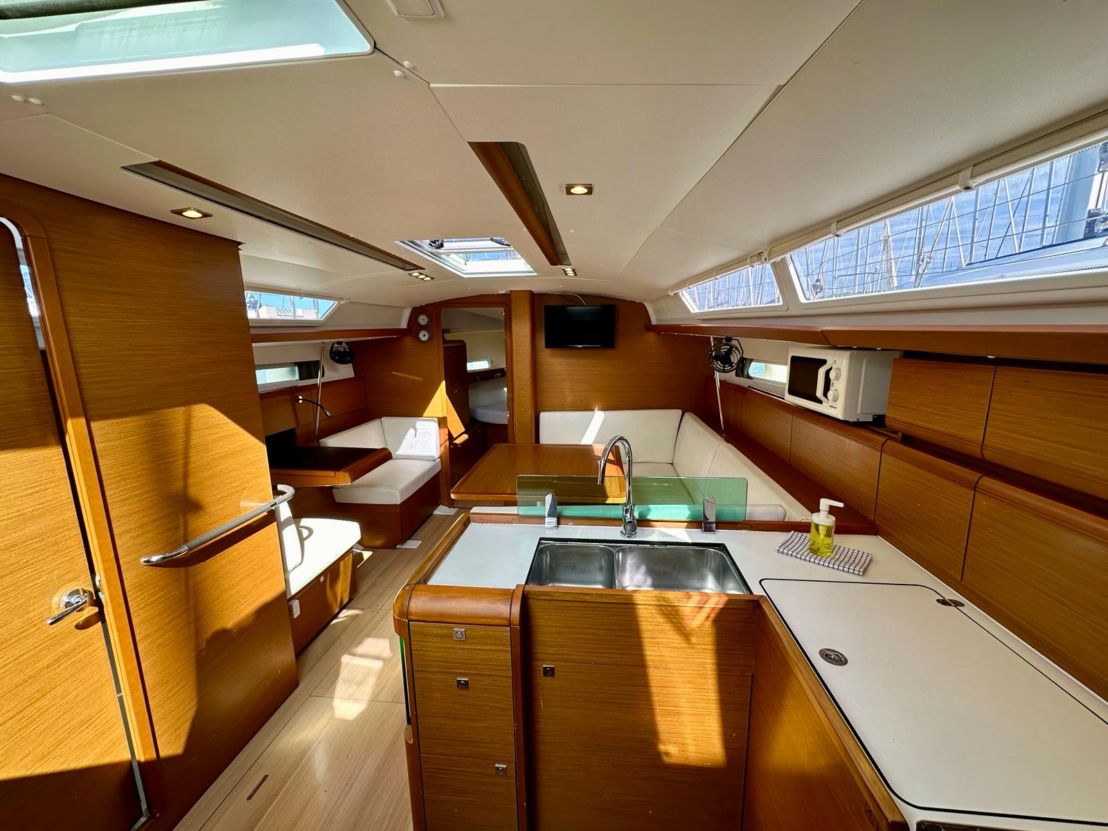 Photo #2 - Sun Odyssey 419 (Hendrix) in Sukosan - 11668