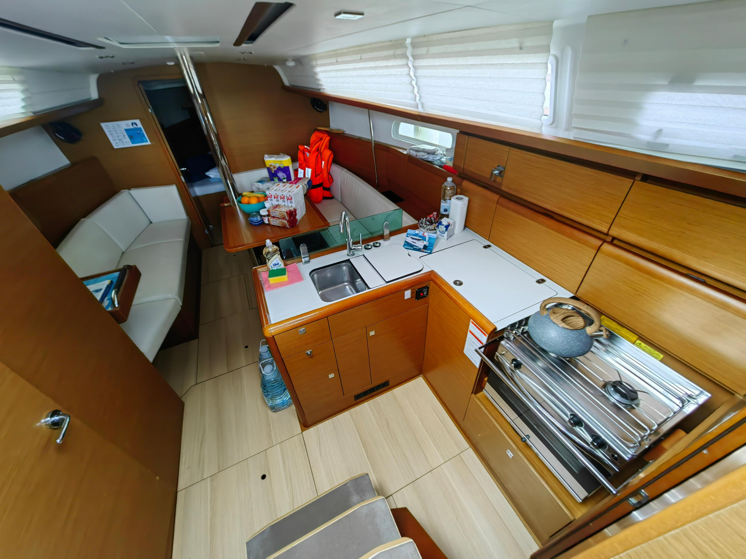 Photo #30 - Sun Odyssey 389 (Islanders) in Mali Losinj - 21283