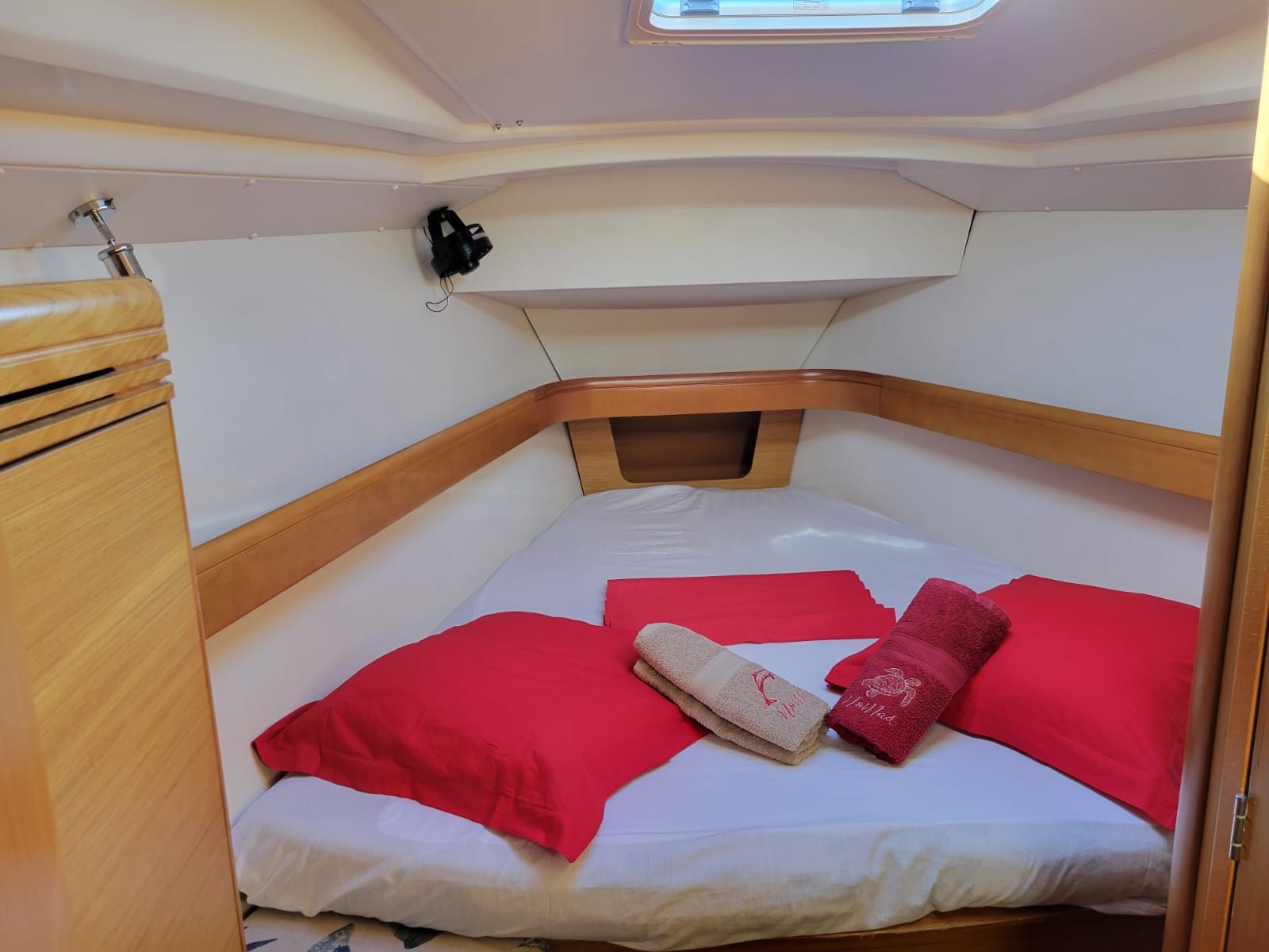 Photo #6 - Sun Odyssey 42 i (No Mad) in Le Marin - 22117