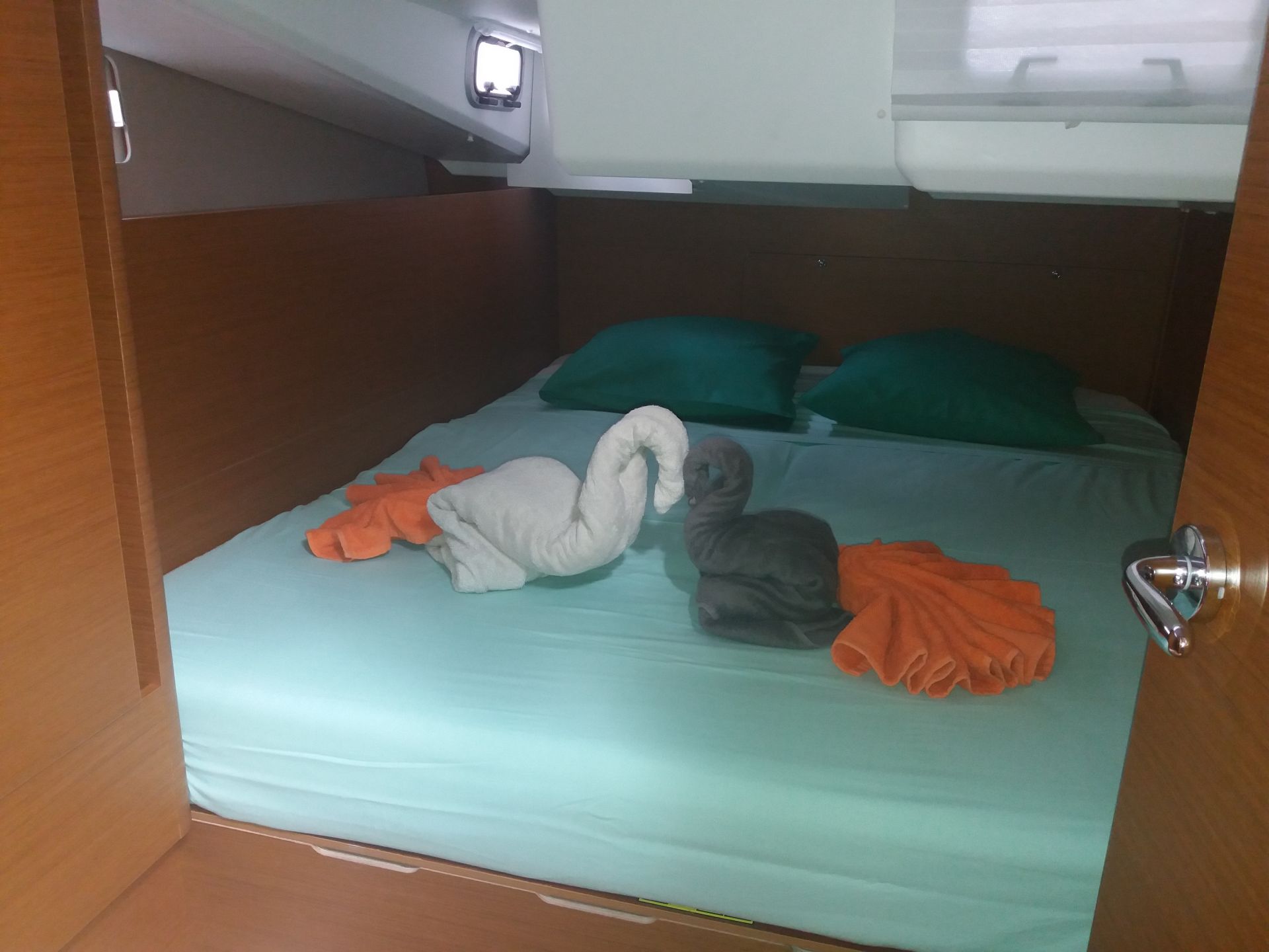 Photo #5 - Sun Odyssey 440 (4cab) (Moon) in Le Marin - 22119