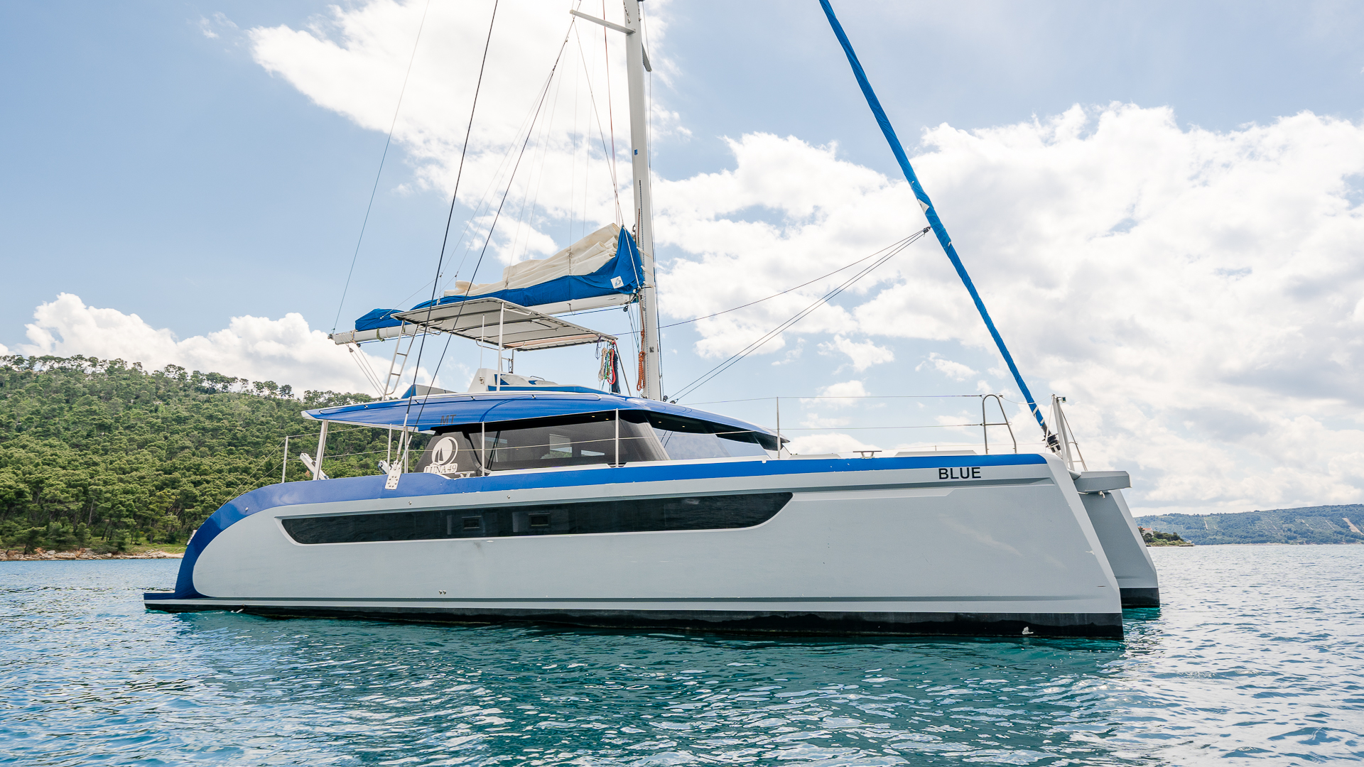 Photo #42 - Luna 49 (Blue) in Split - 18250