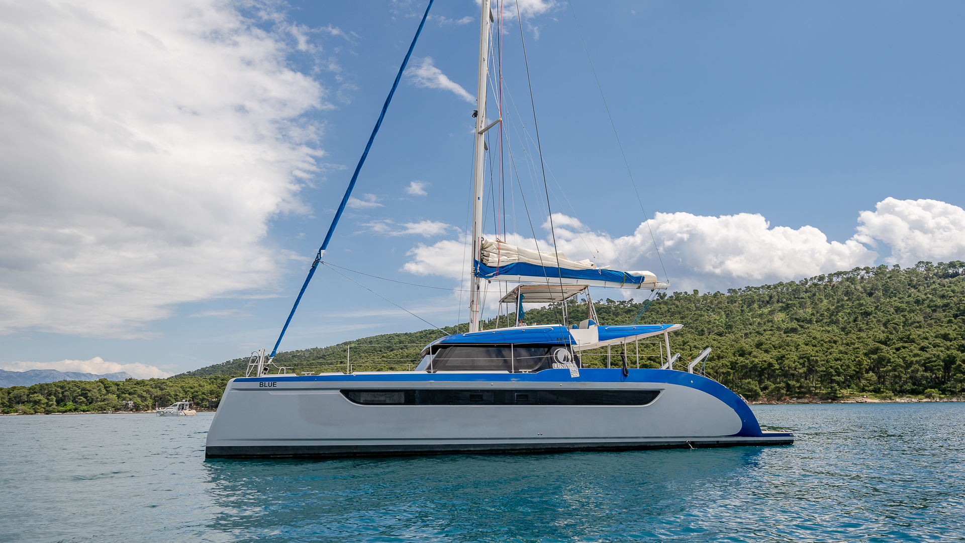 Photo #18 - Luna 49 (Blue) in Split - 18250